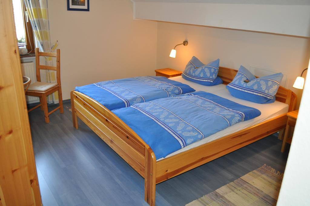 Pension Jonas Baar  Room photo